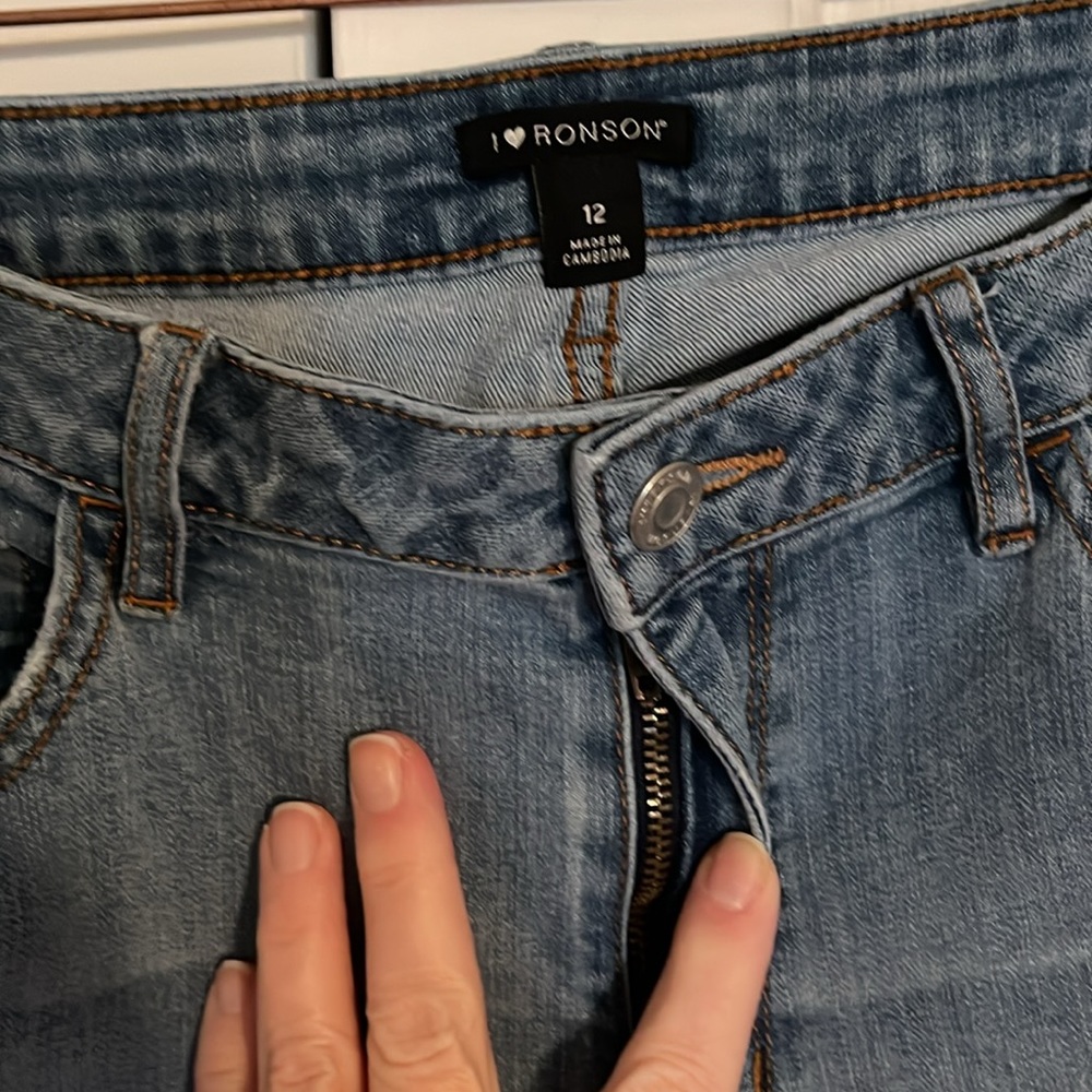 I 🖤Ronson jeans - Picture 3 of 5